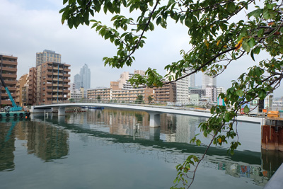 工事中の橋