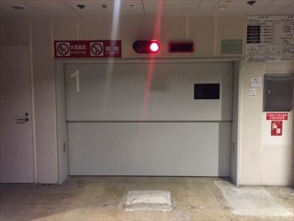 機械式入り口　コンフォリア新宿イーストサイドタワー